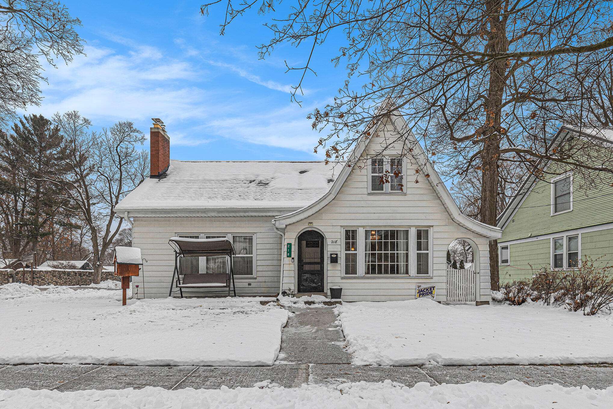 Greenville, MI 48838,218 W Grove ST