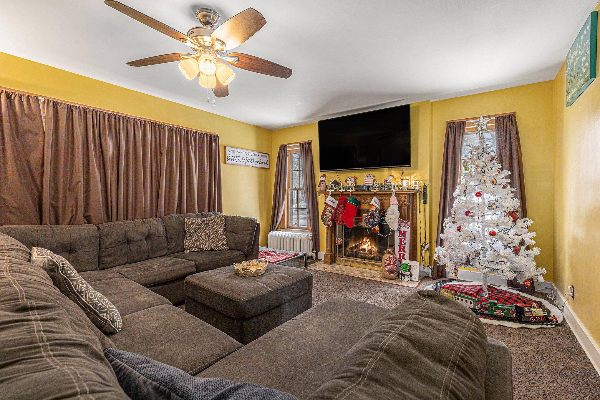 Greenville, MI 48838,218 W Grove ST