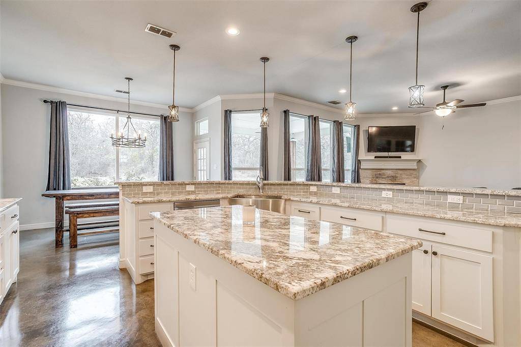 Blum, TX 76627,793 HCR 1212