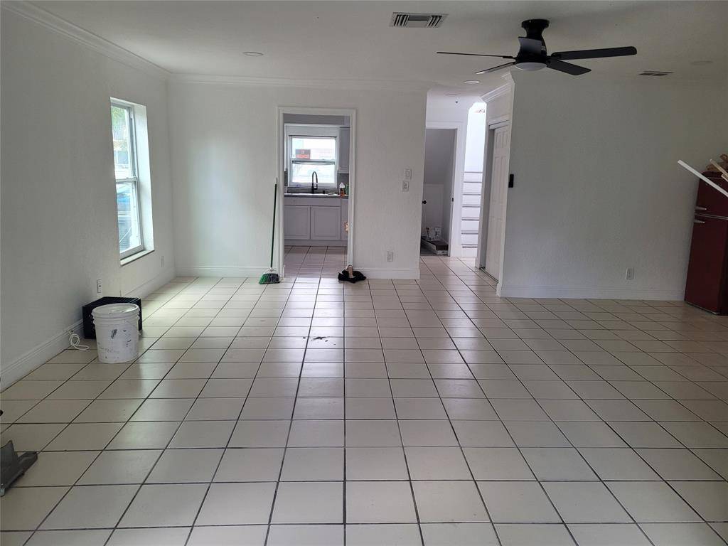 North Lauderdale, FL 33068,7967 SW 6th Ct