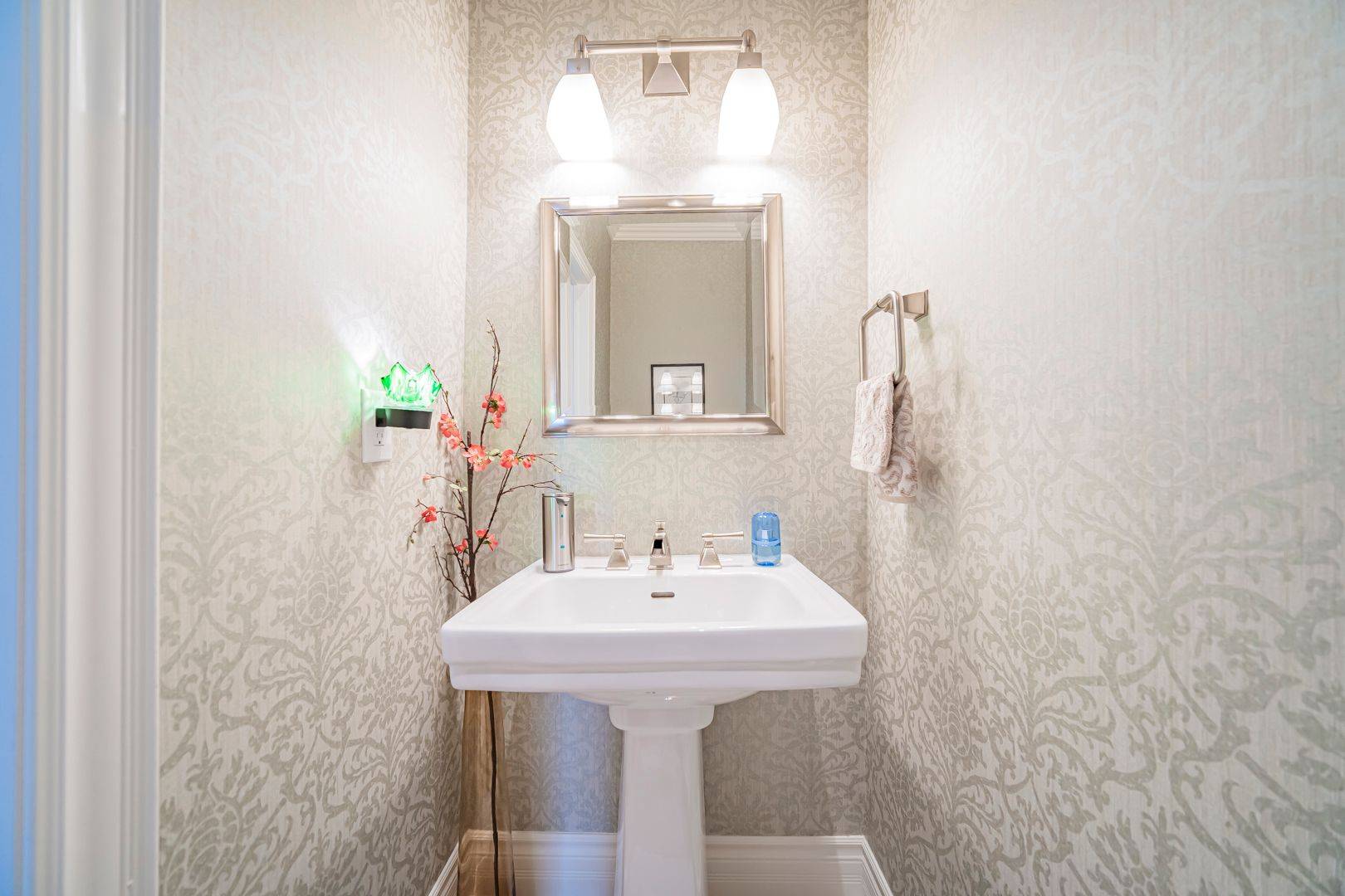 Markham, ON L6C 0E4,33 Earnshaw DR