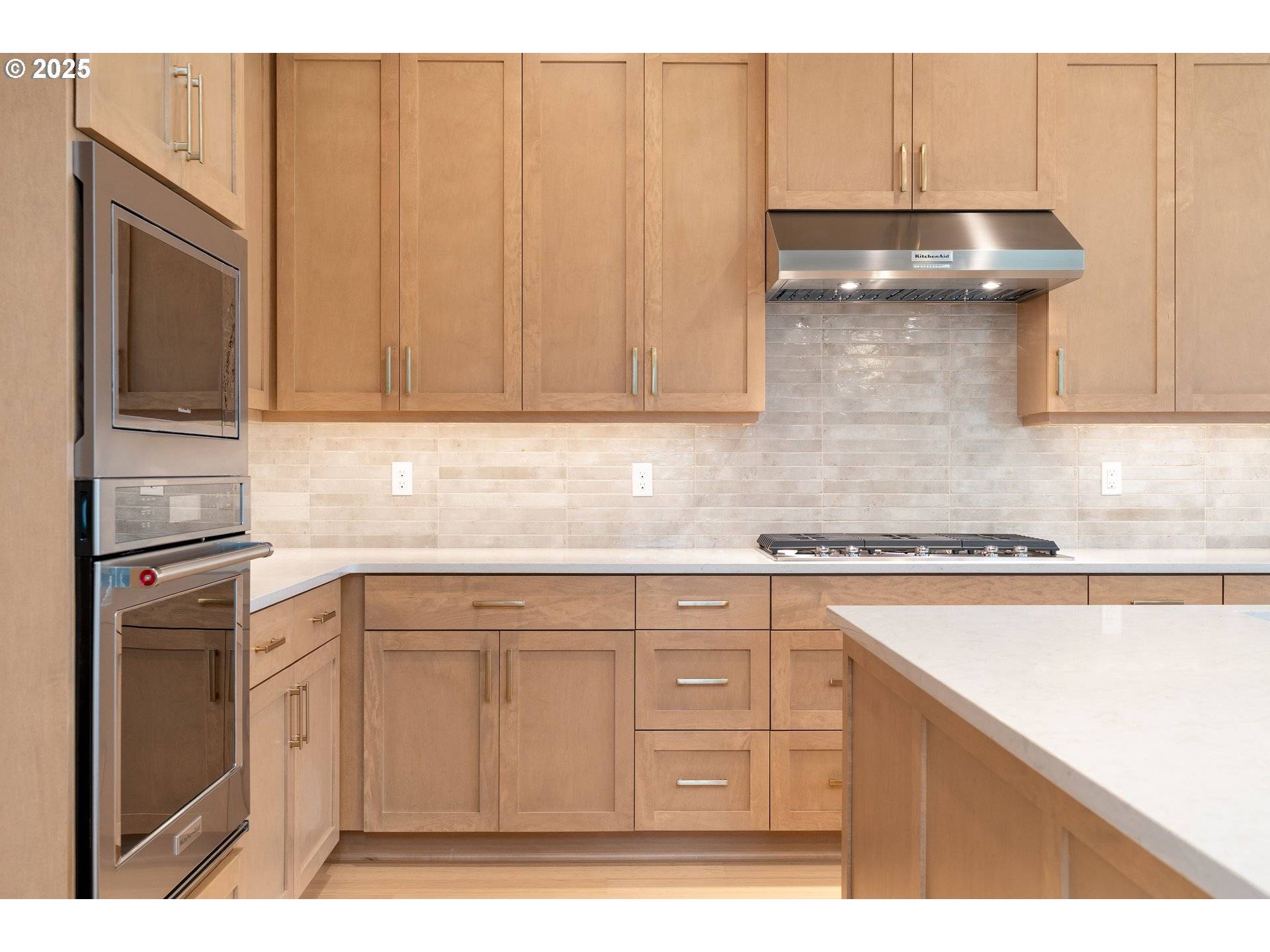 West Linn, OR 97068,22990 Bland CIR