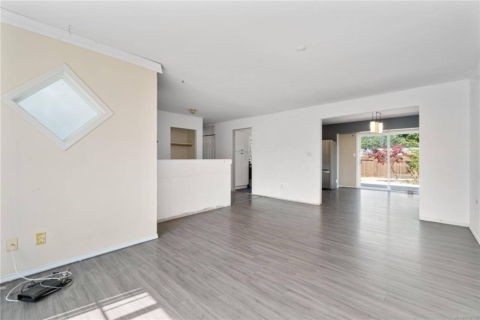 Nanaimo, BC V9T 4H1,3908 Uplands Dr