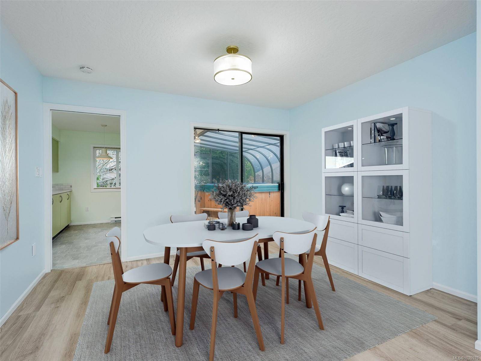 Saanich, BC V8N 6E5,4220 Wakefield Pl