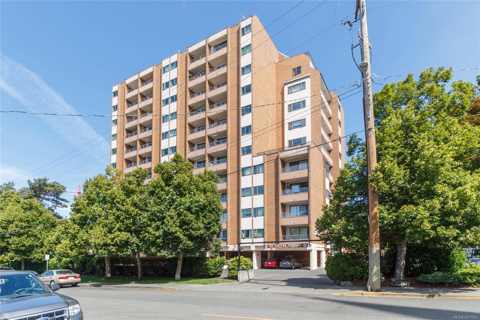 Victoria, BC V8W 3J5,1630 Quadra St #809