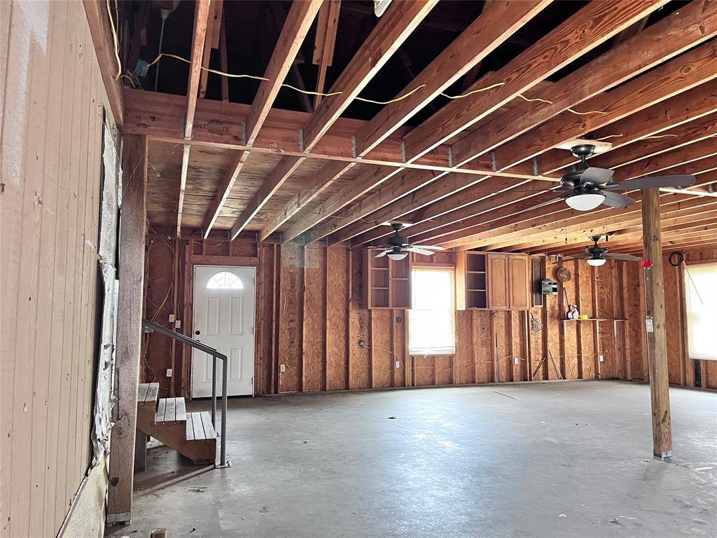 Mcgregor, TX 76657,511 E 7th Street