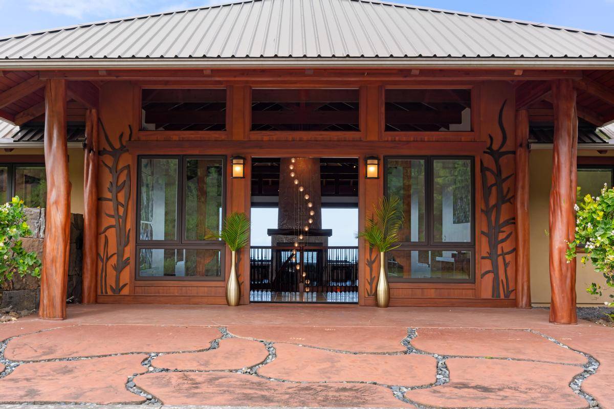 Kailua-kona, HI 96740,73-4695 PILIALOHA RD