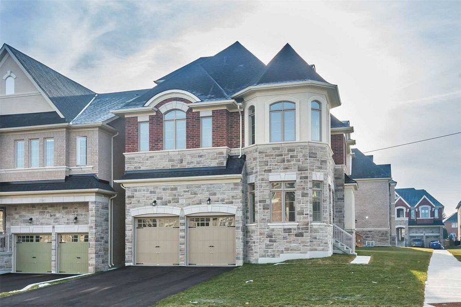Richmond Hill, ON L4B 0G2,102 Giardina CRES