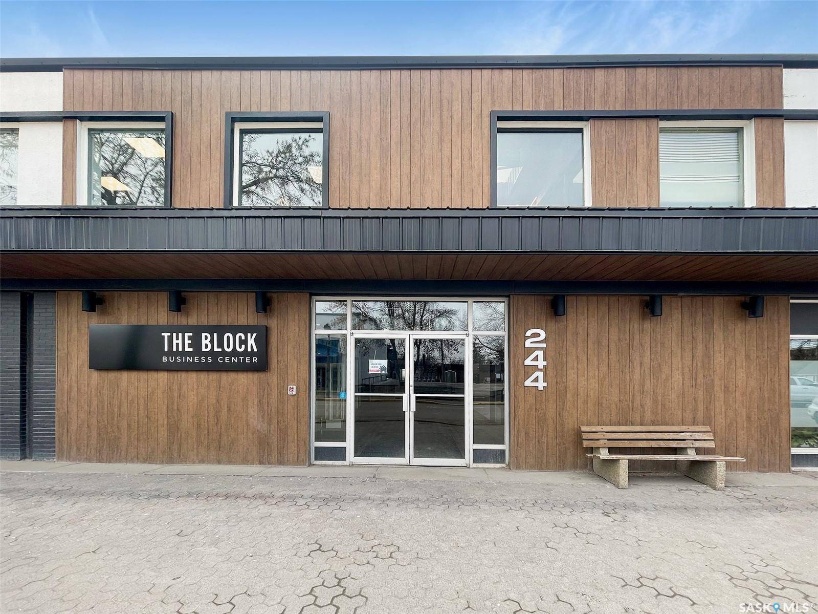 Swift Current, SK S9H 2B4,244 1st AVENUE NE #1