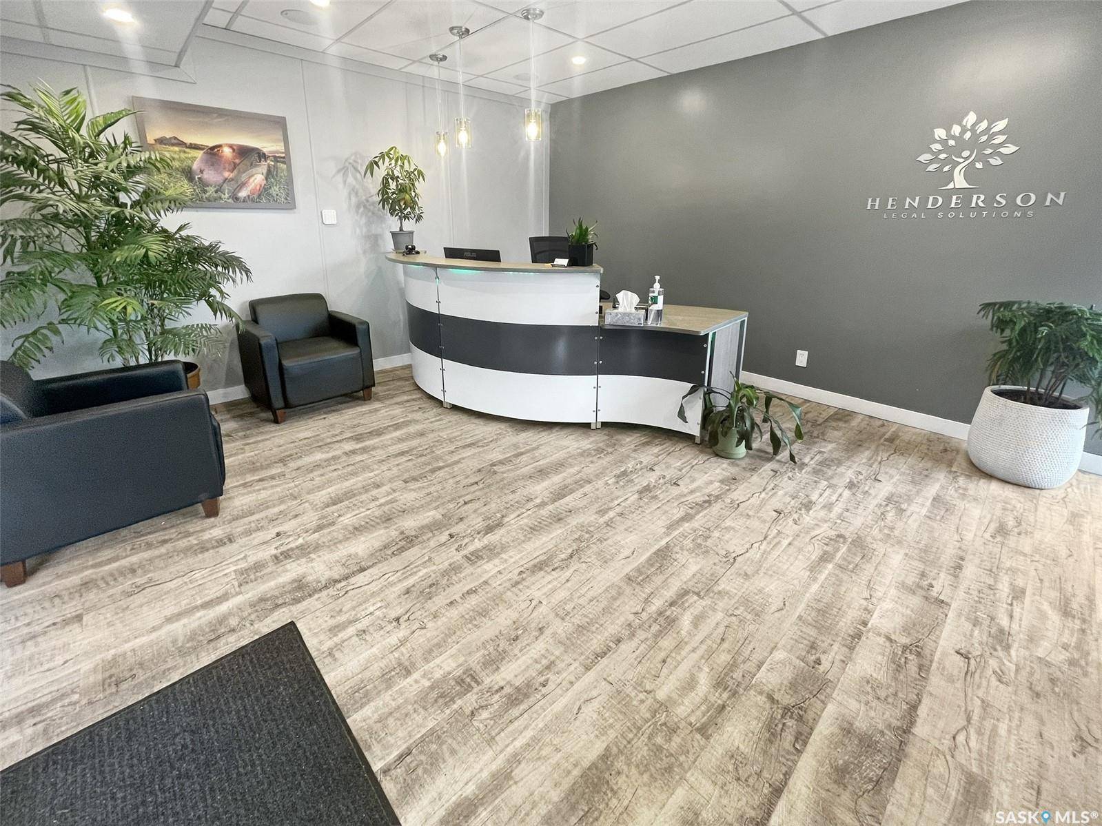 Swift Current, SK S9H 2B4,244 1st AVENUE NE #1