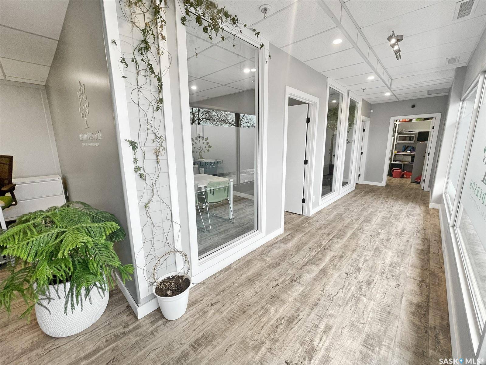 Swift Current, SK S9H 2B4,244 1st AVENUE NE #1