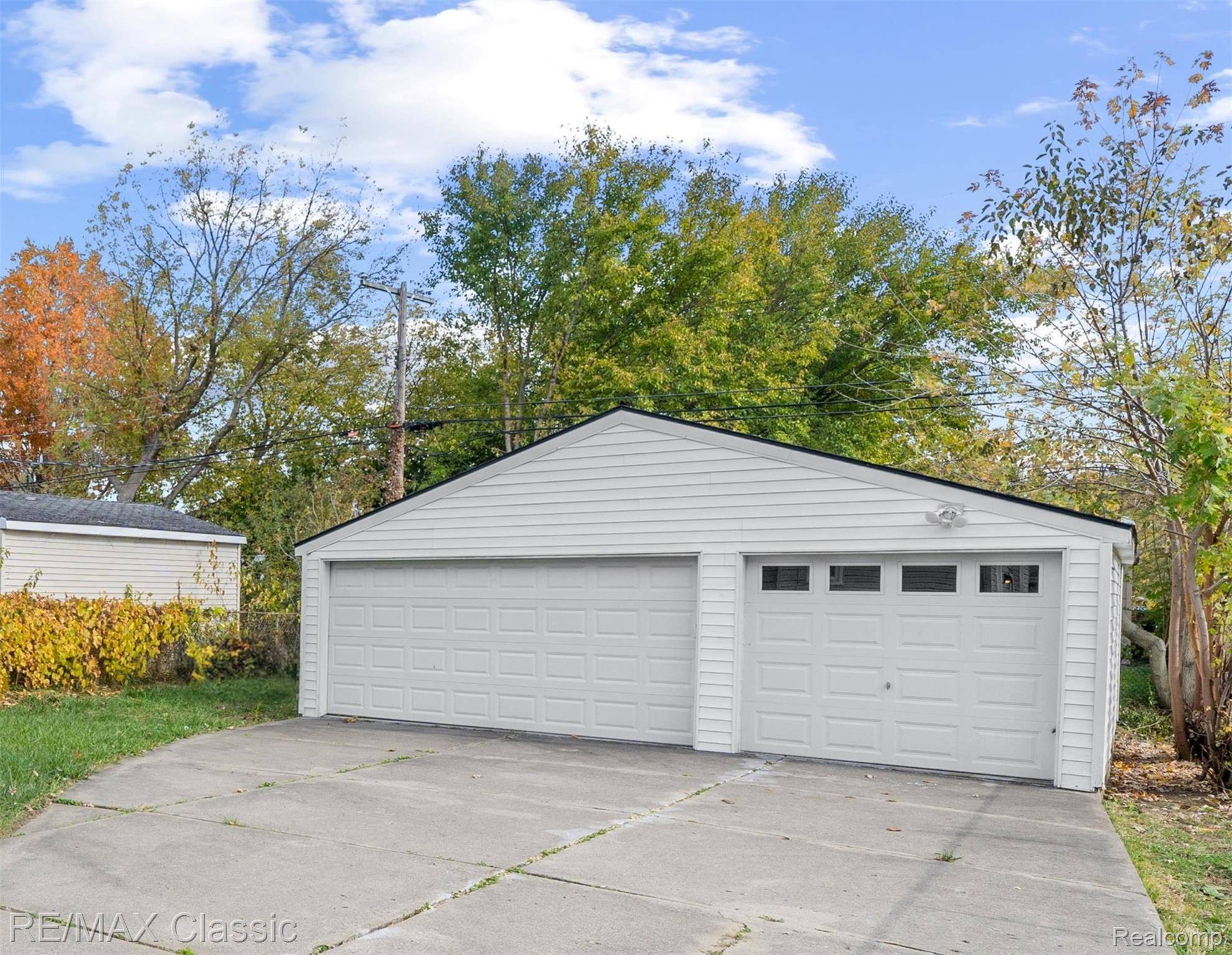 Wayne, MI 48184,4827 Winifred ST