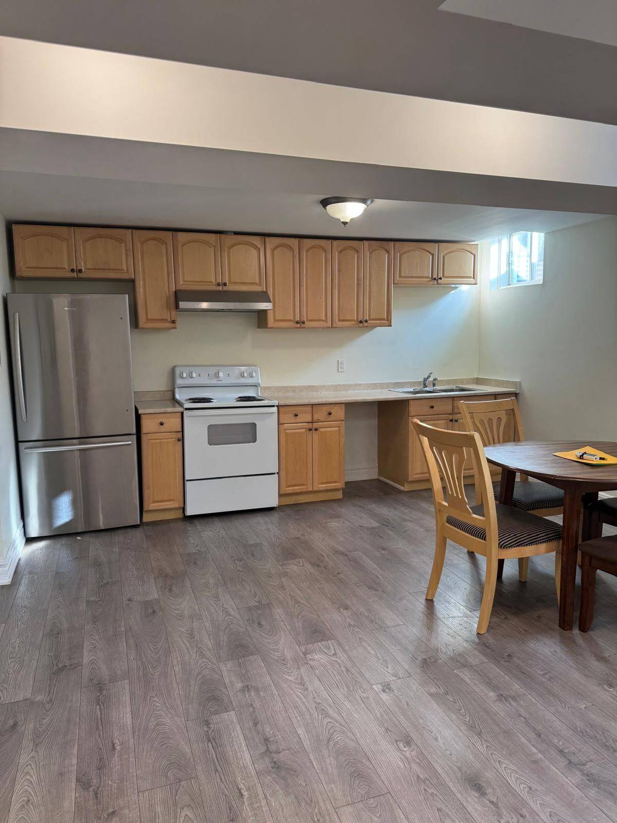 Pickering, ON L1V 7J6,1666 Goldenridge RD