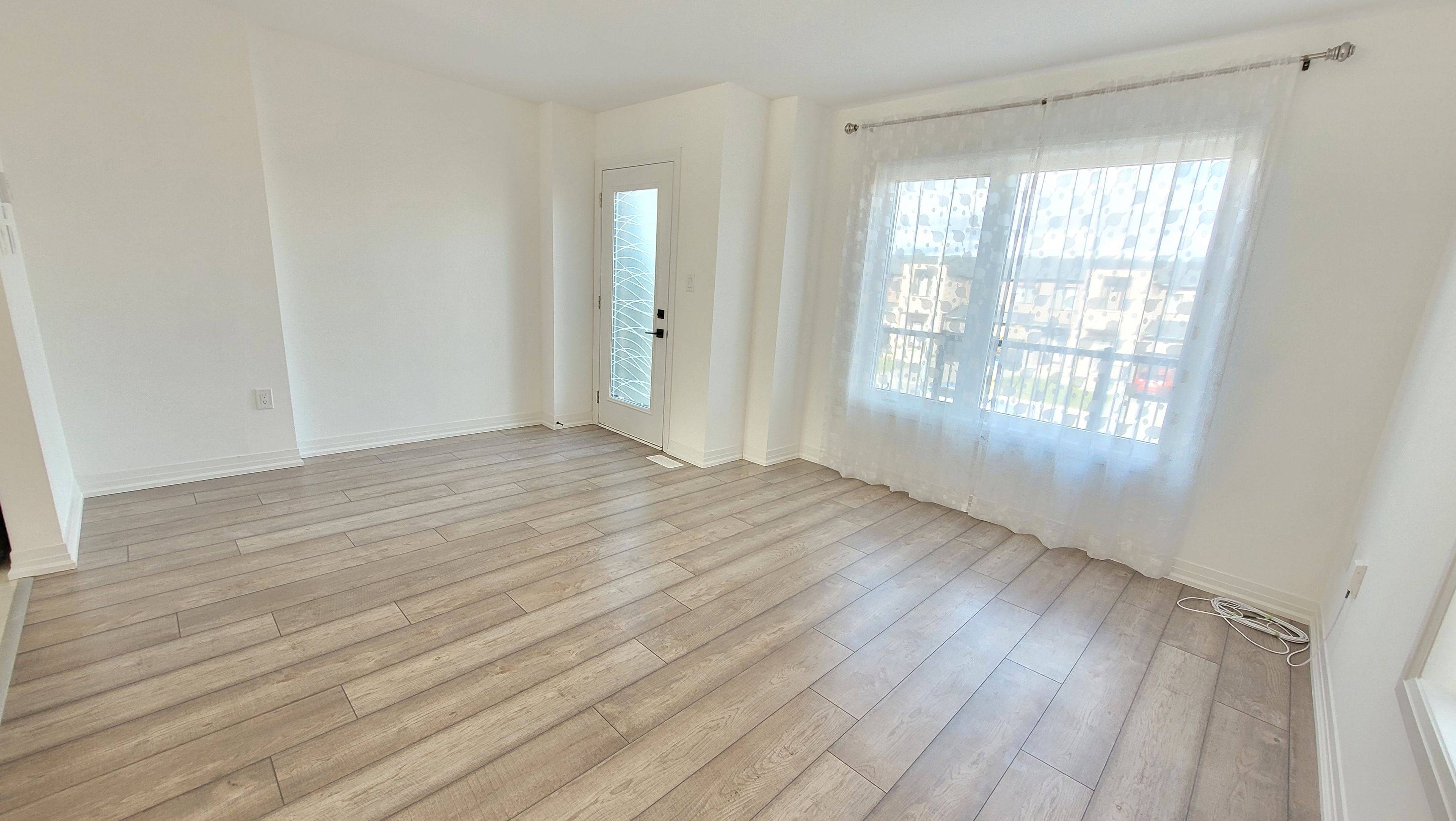 Barrie, ON L9J 0N1,31 Fairlane AVE