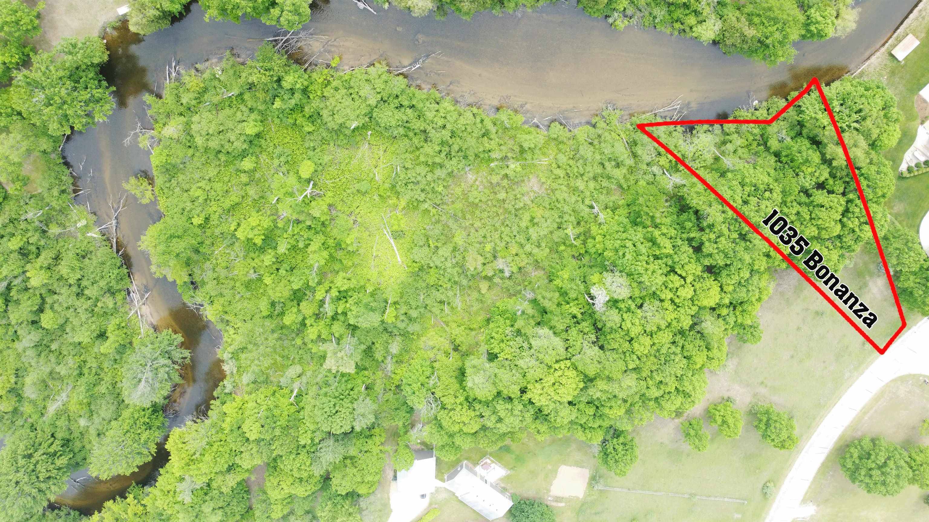 Weidman, MI 48893,1035 Bonanza LN