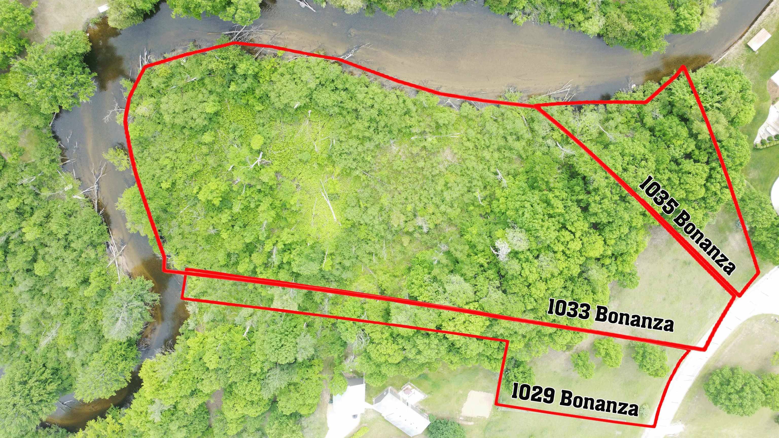 Weidman, MI 48893,1035 Bonanza LN