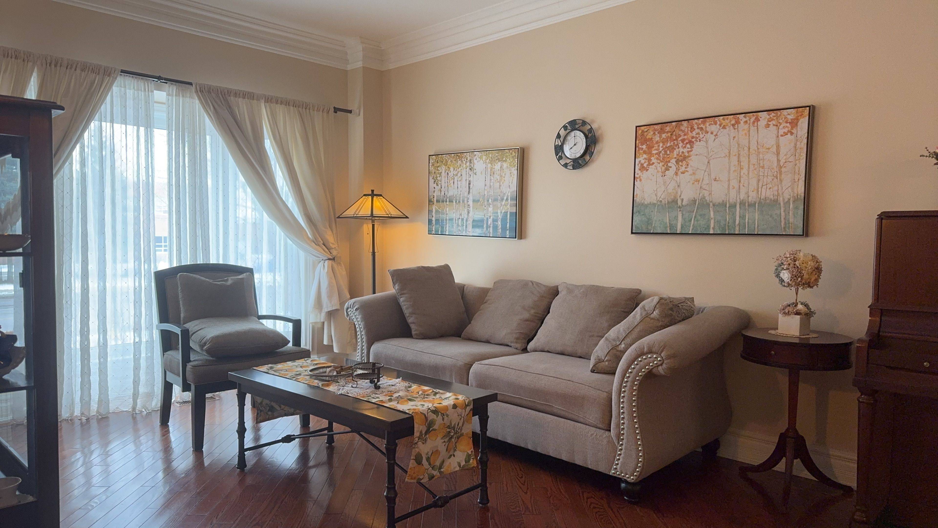 Vaughan, ON L4J 7V5,136 Worth BLVD