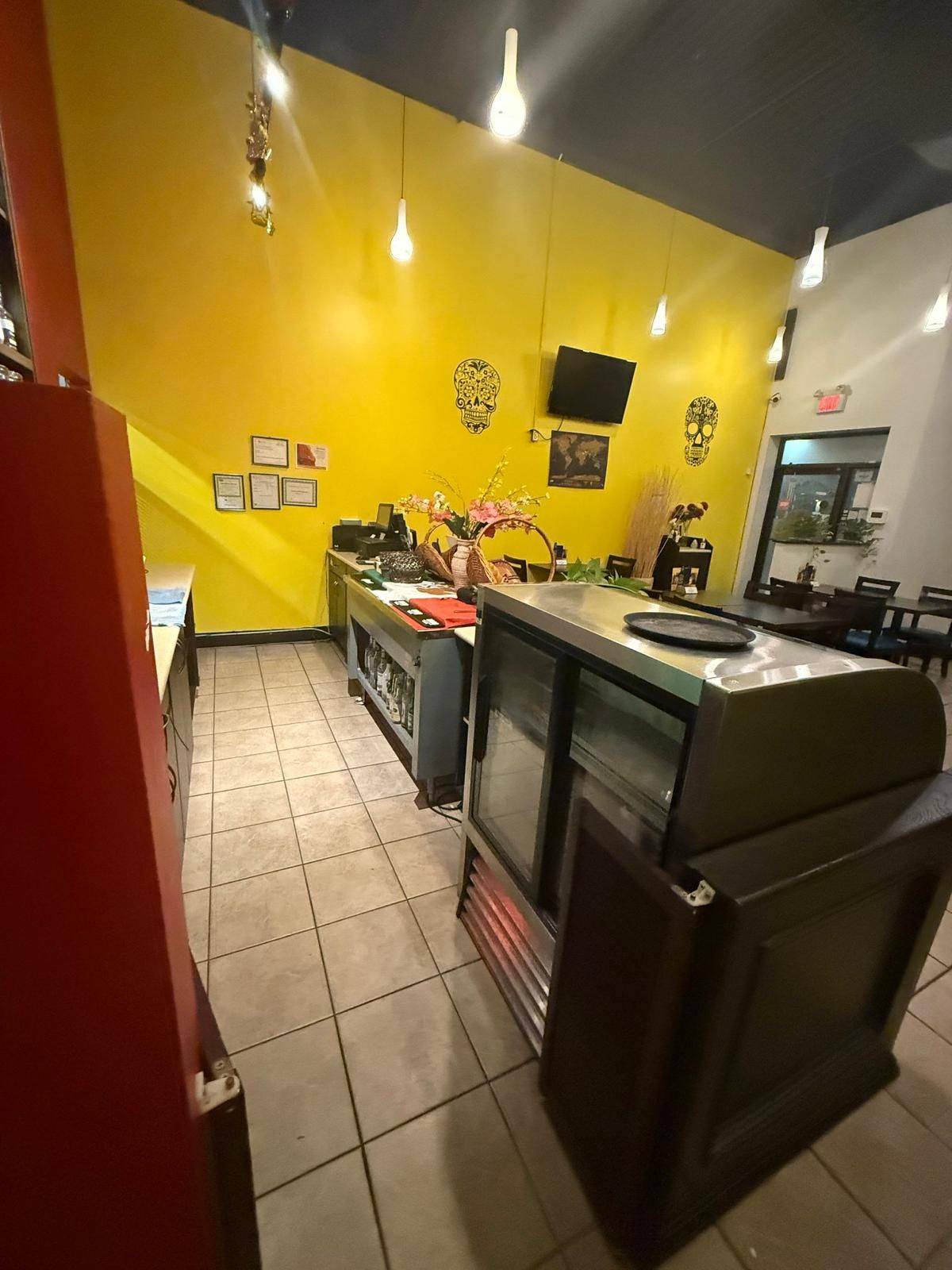 Vaughan, ON L4L 6B2,40 Wings RD #5