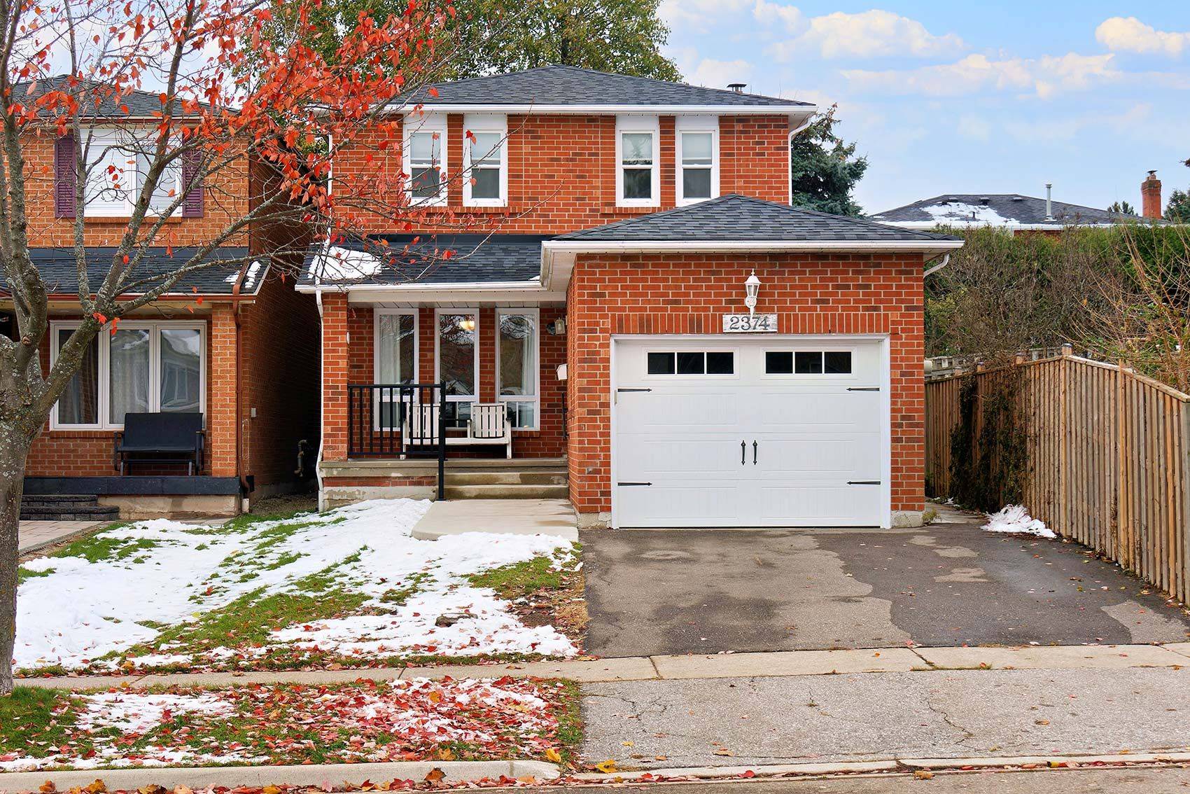 Mississauga, ON L5M 3G2,2374 Hargood PL