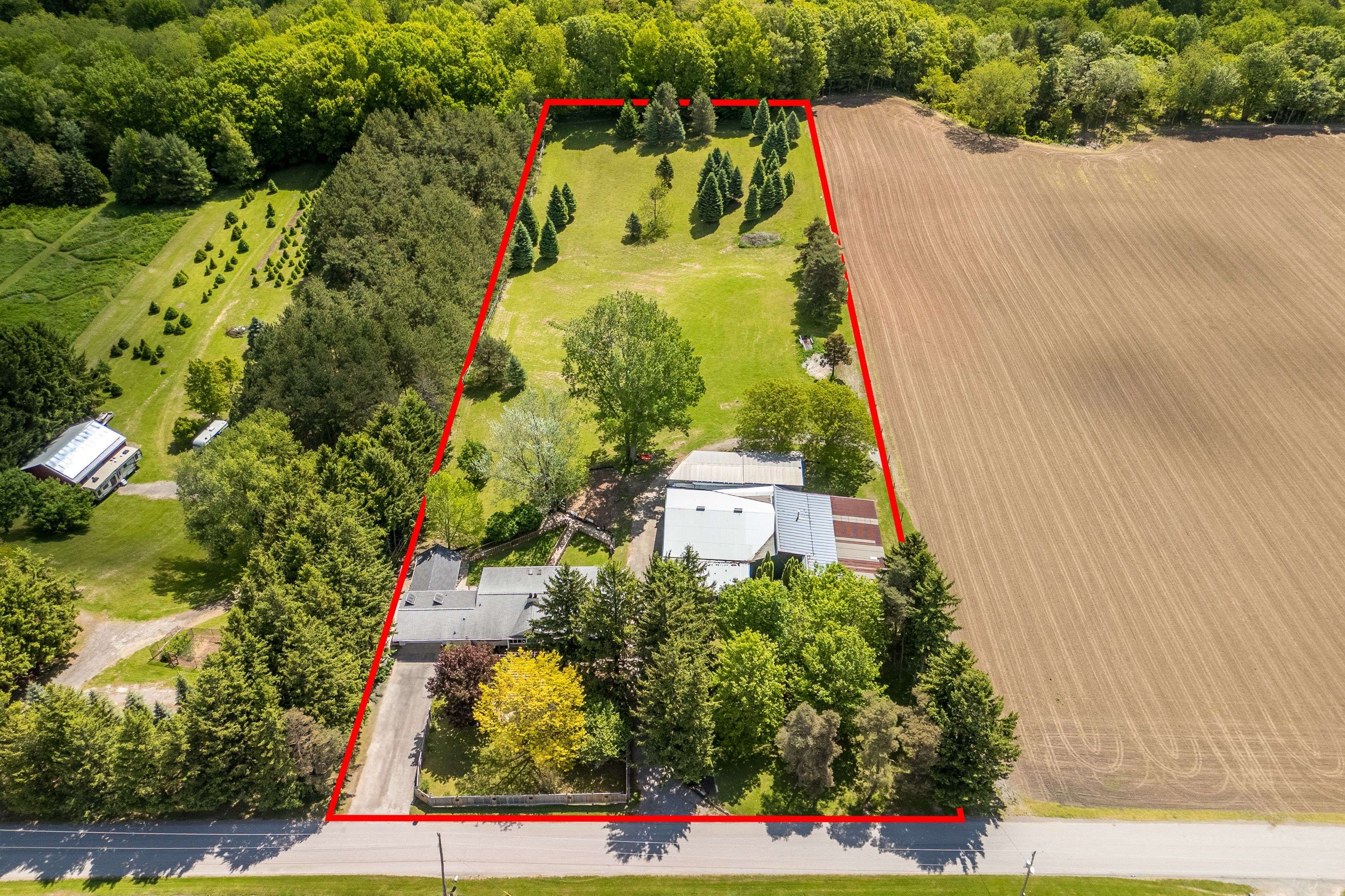 Pelham, ON L0S 1M0,2010 Hansler ST