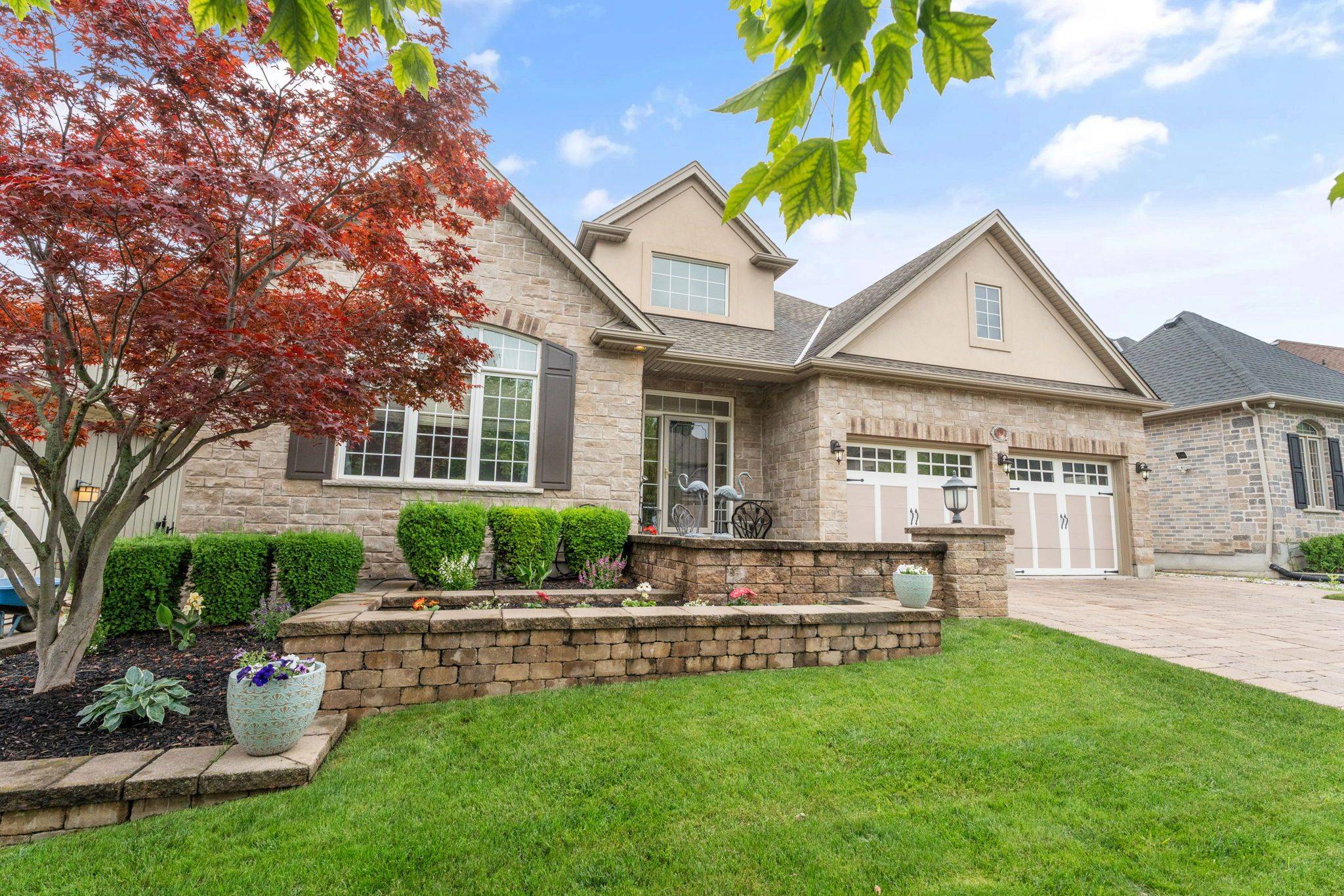 Niagara-on-the-lake, ON L0S 1J0,19 Red Haven DR