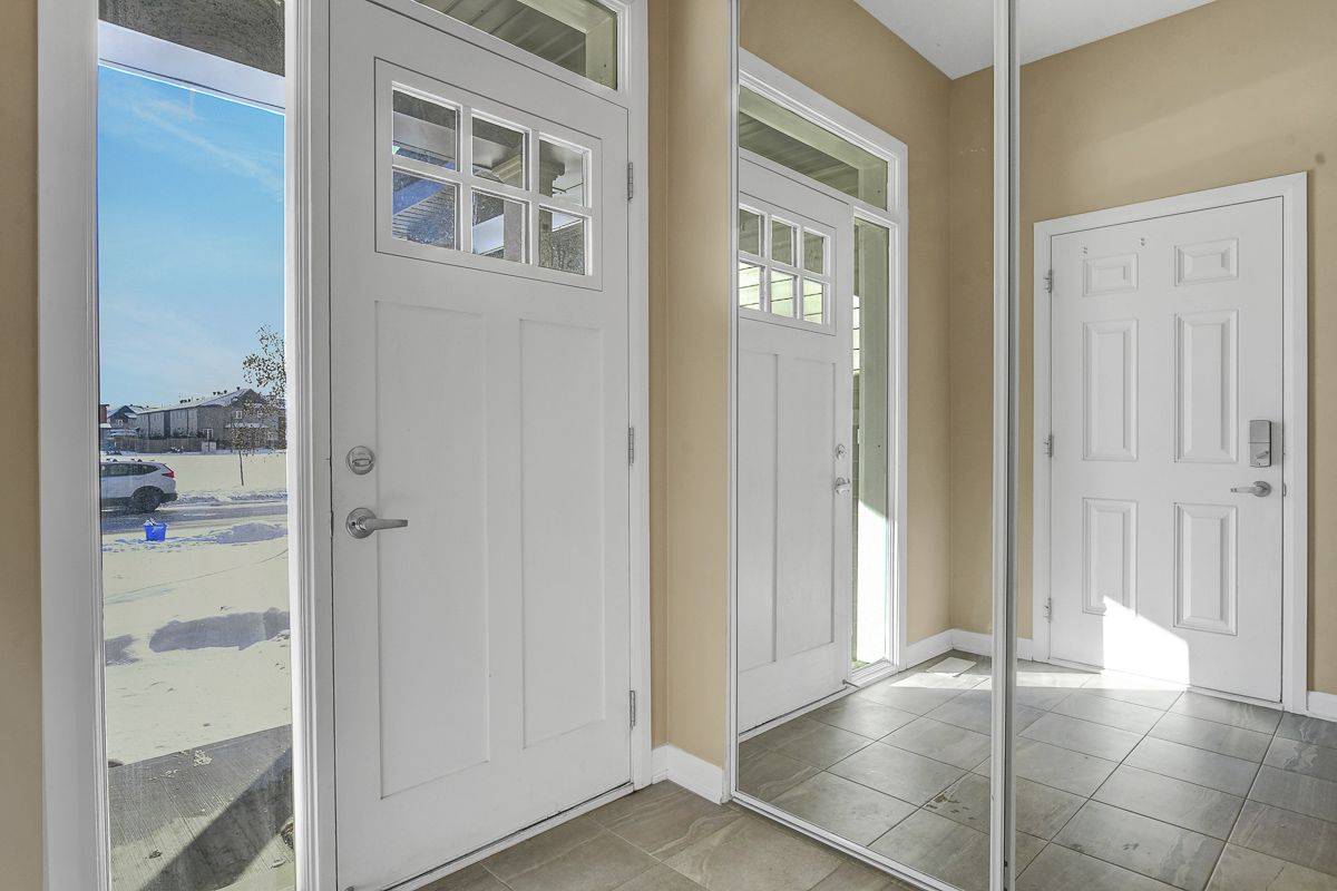 Orleans - Cumberland And Area, ON K4A 5G7,545 Decoeur DR