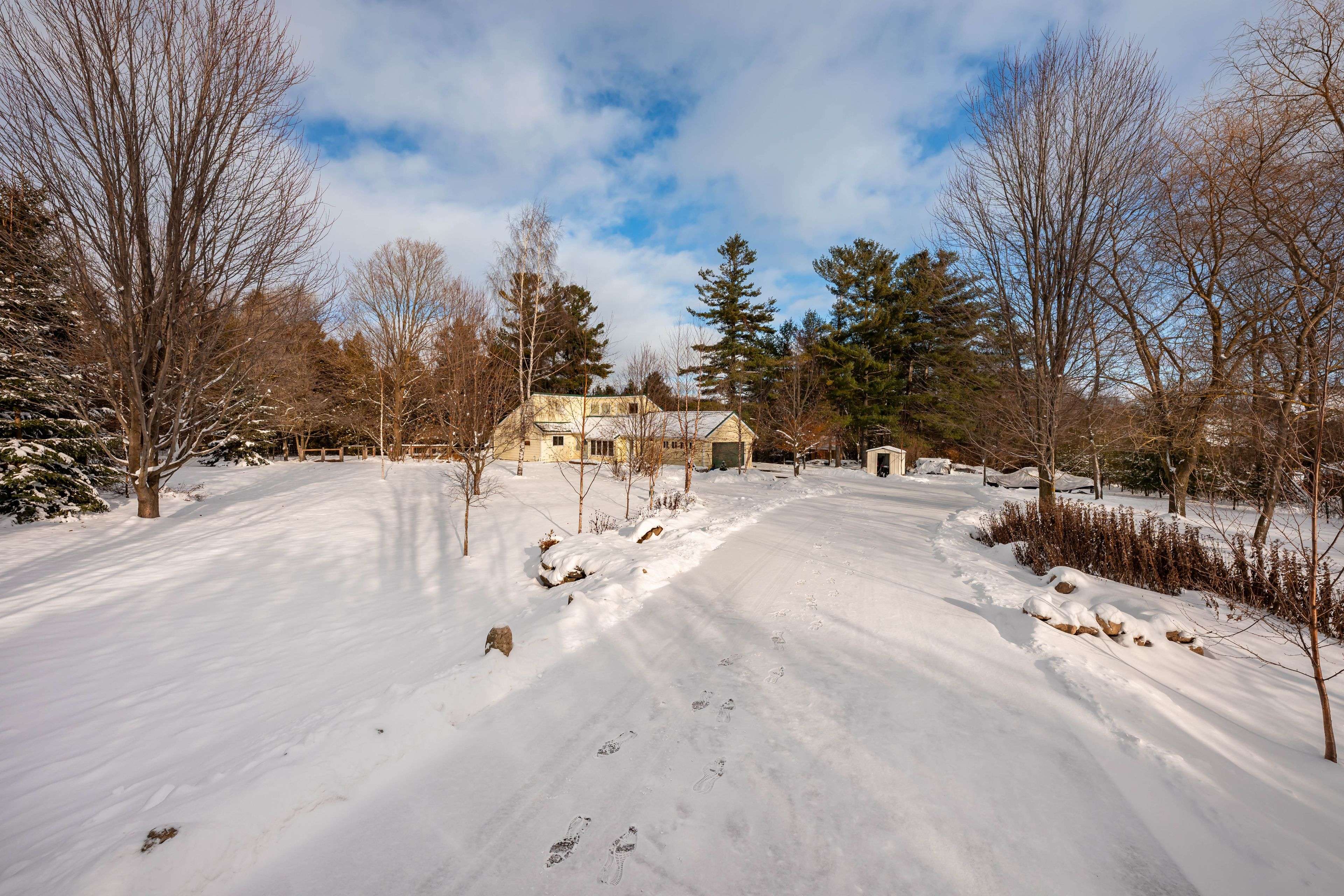 Amaranth, ON L9W 0G3,213037 10th Line