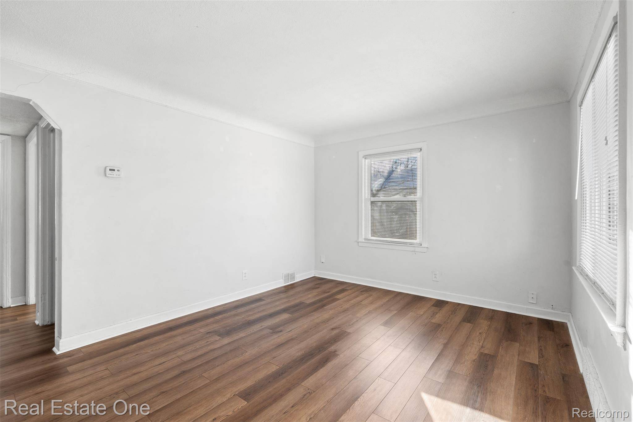 Farmington Hills, MI 48336,21696 Purdue AVE