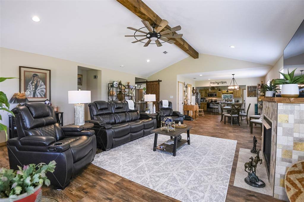 Waxahachie, TX 75165,2683 Bells Chapel Road