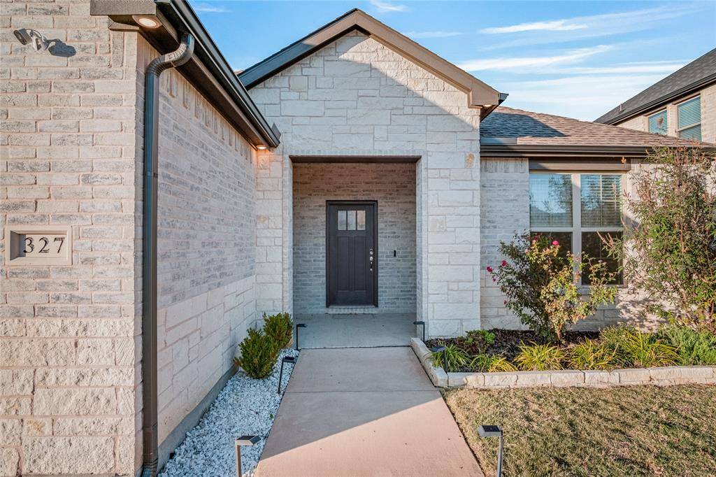 Lavon, TX 75166,327 Coyote Creek Drive