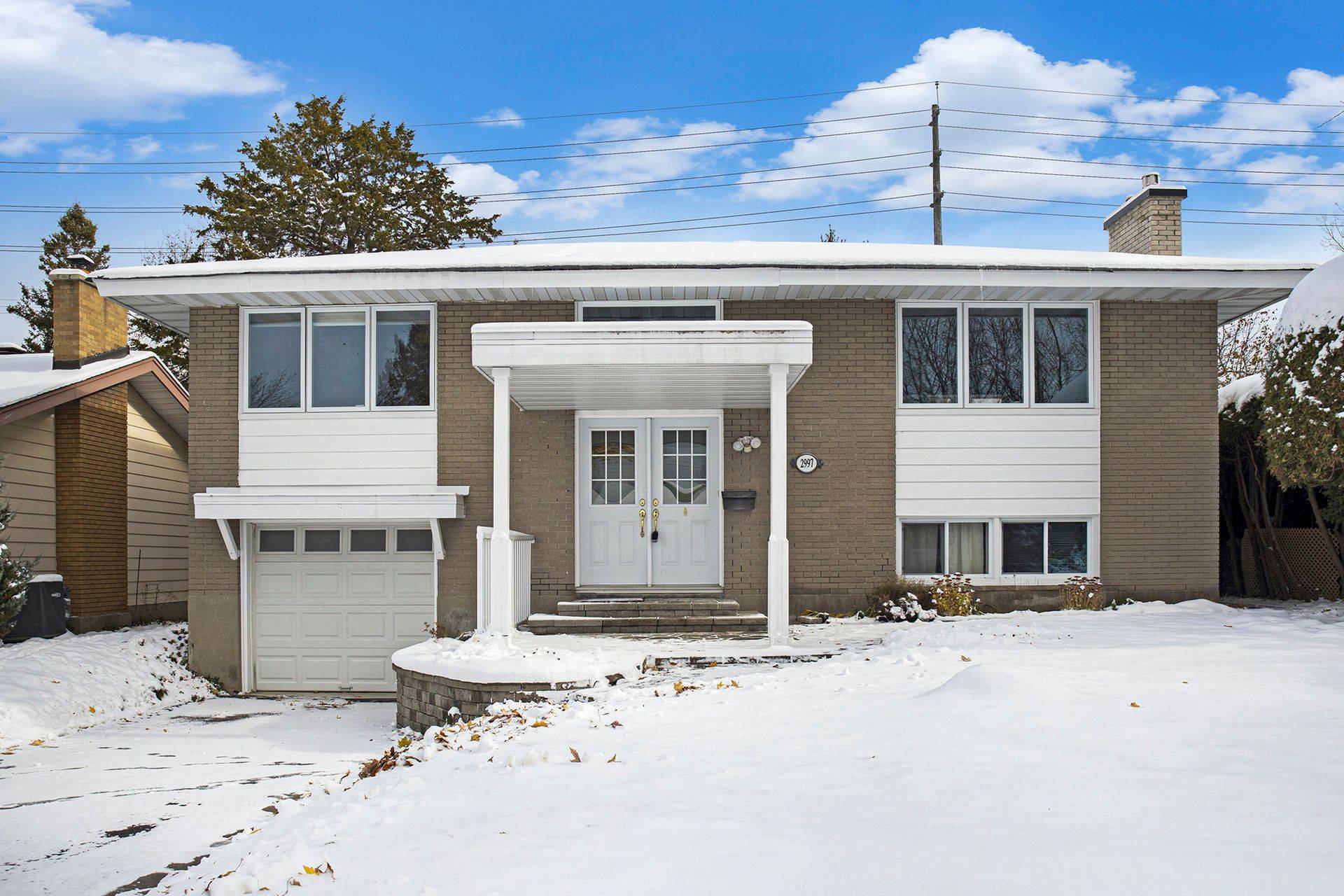 Billings Bridge - Riverside Park And Area, ON K1V 8H1,2997 Linton RD