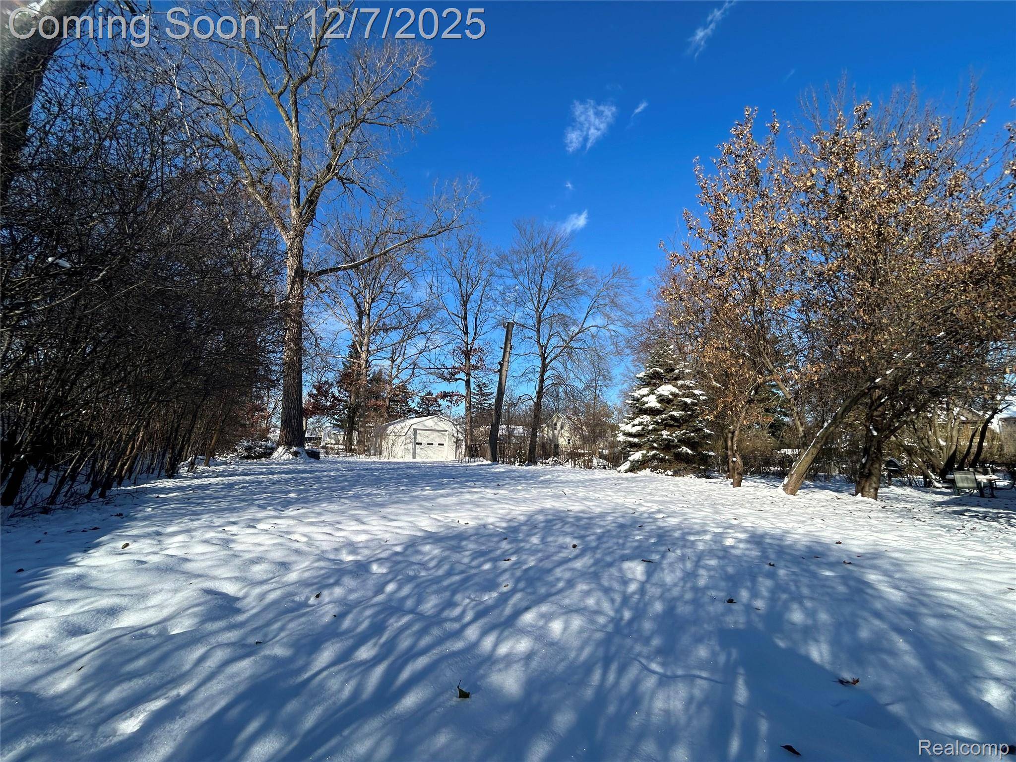 Keego Harbor, MI 48320,2488 Willow Beach ST