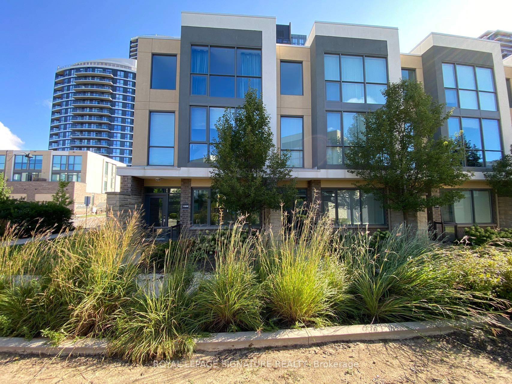 Mississauga, ON L5R 0E9,5040 Four Springs AVE #1