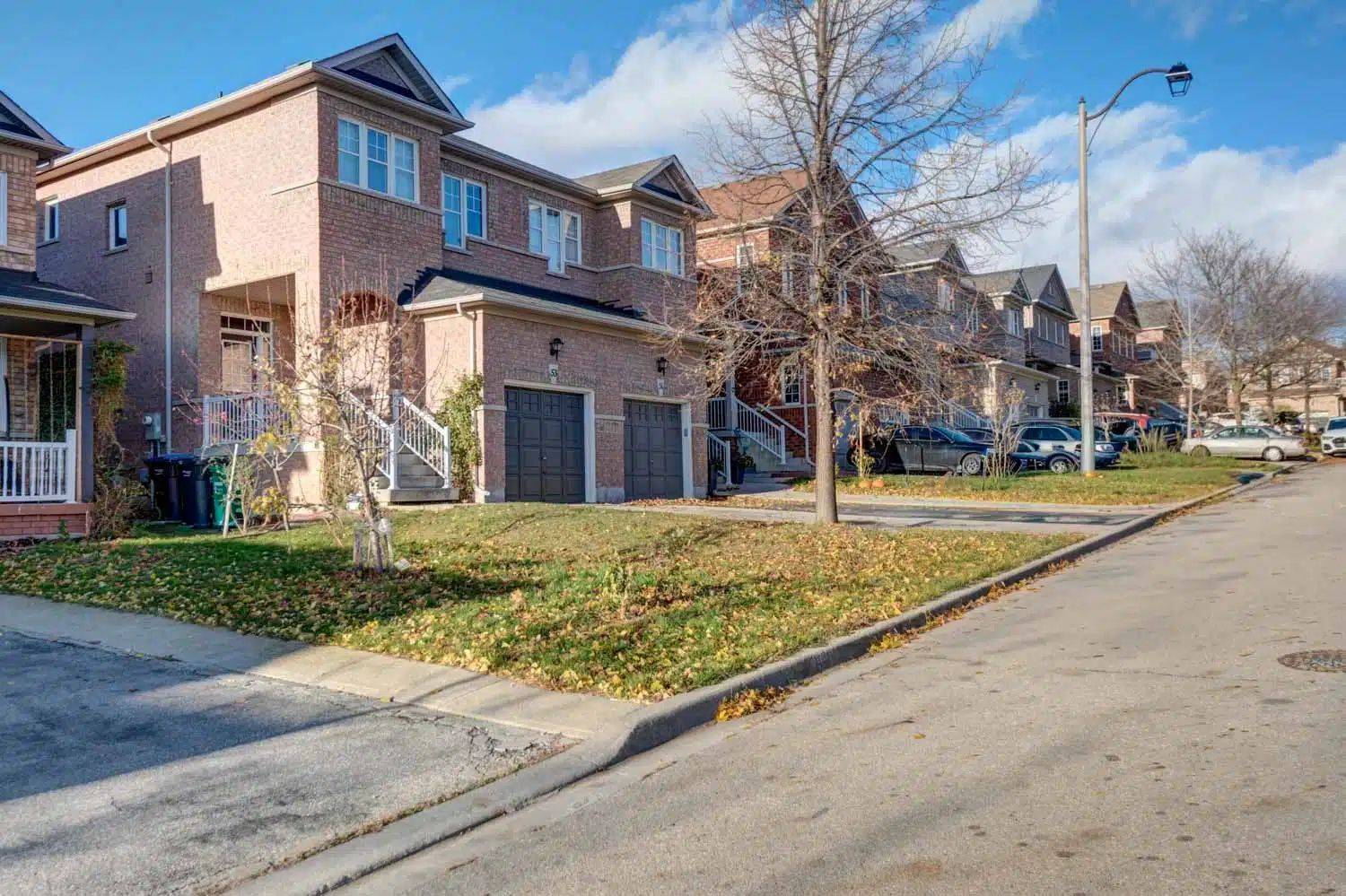 Brampton, ON L6V 4S9,53 Silent Pond CRES