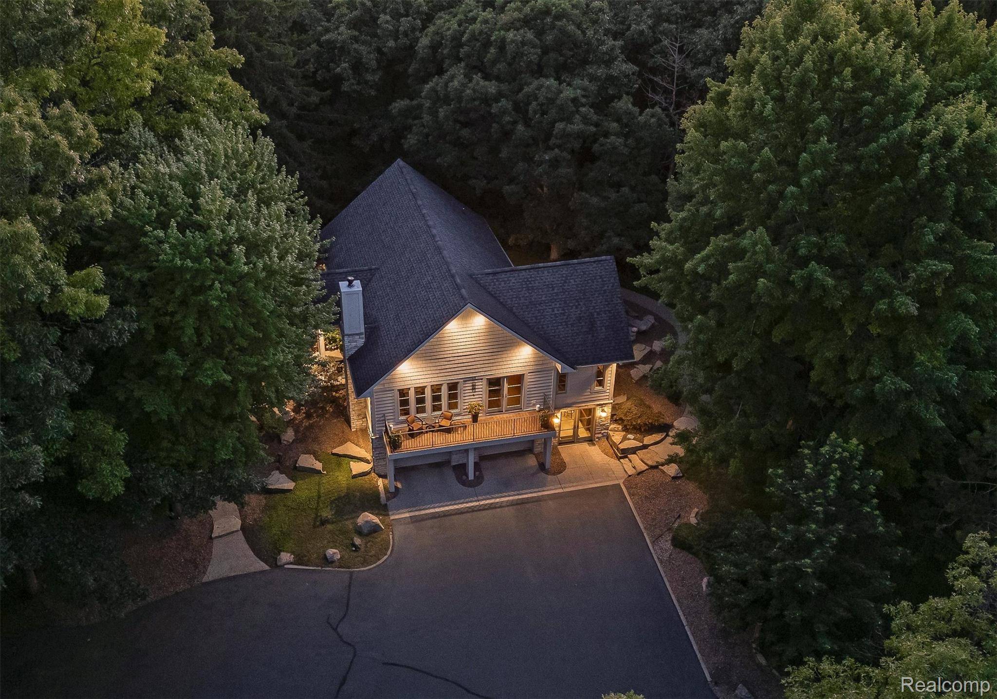 Clarkston, MI 48348,5484 Waldon RD