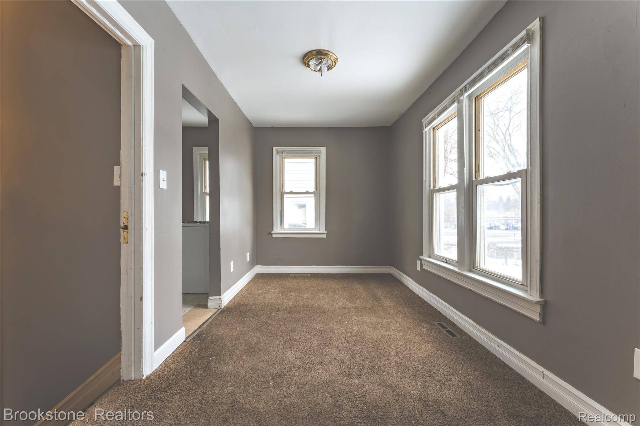 Pontiac, MI 48340,744 Saint Clair ST