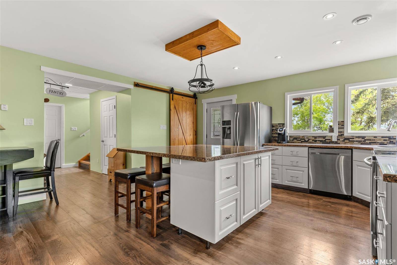 Regina Beach, SK S0G 4C0,225 3rd STREET E