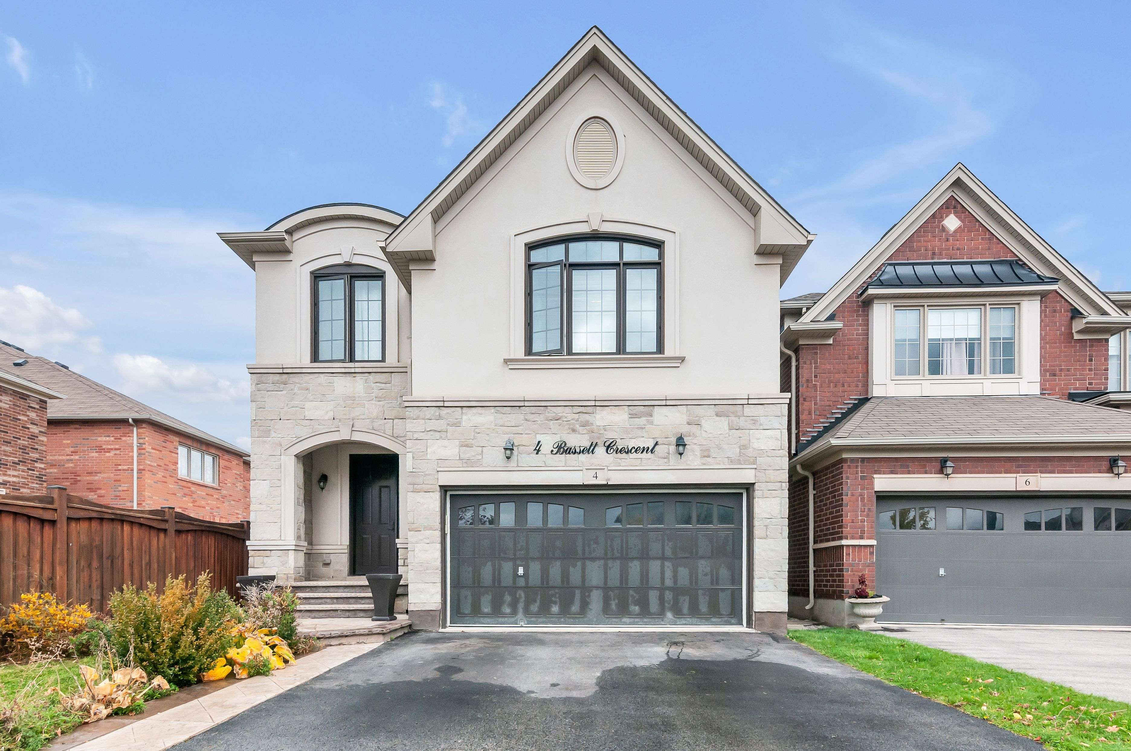 Brampton, ON L6X 5G2,4 Bassett CRES