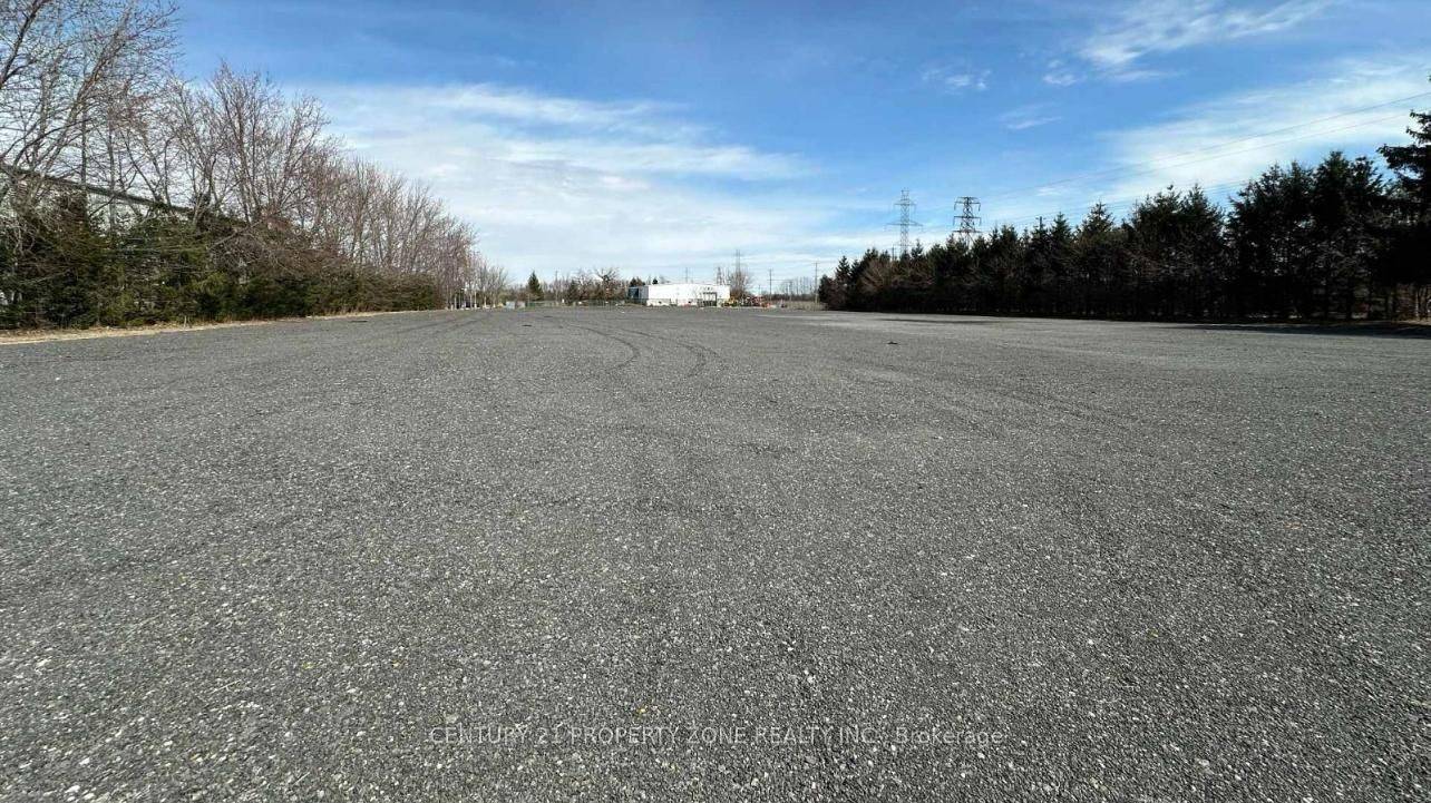 Chatham-kent, ON N7M 6M5,54 Siemens DR