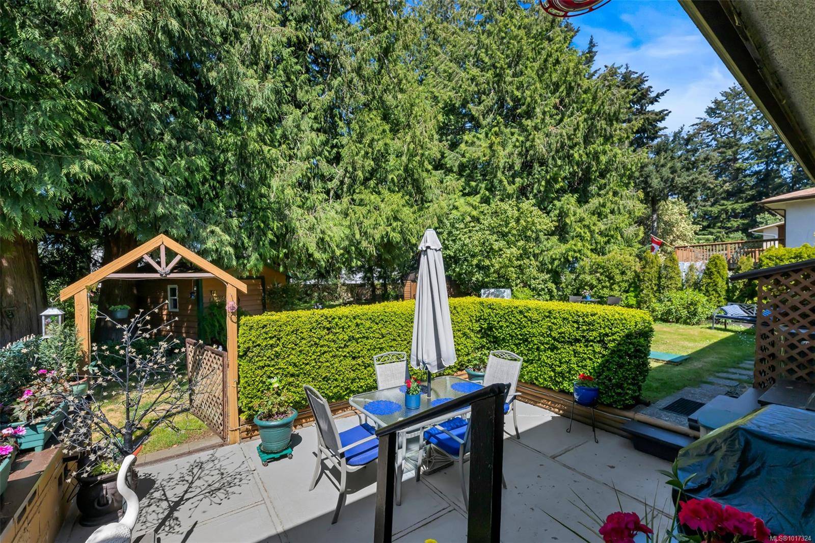 Langford, BC V9B 2N7,1028 Jenkins Ave