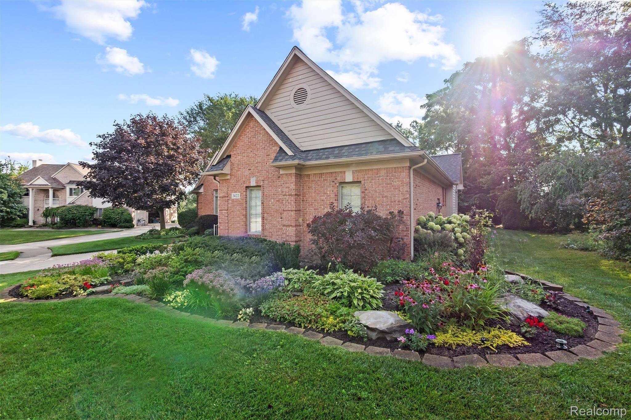 Auburn Hills, MI 48326,3422 Paramount LN