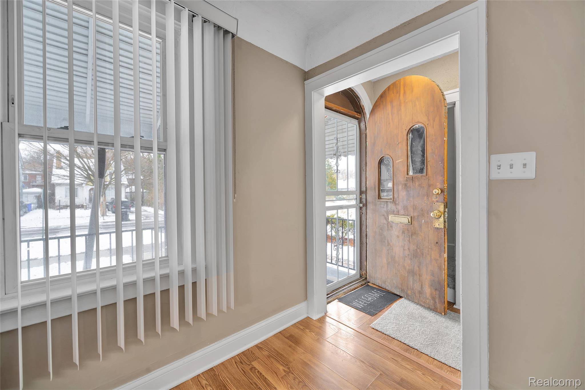 Detroit, MI 48221,16570 Inverness ST