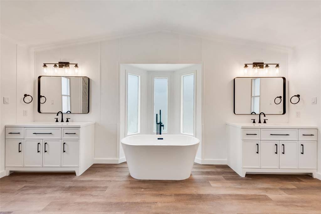 Bridgeport, TX 76426,807 1st Street