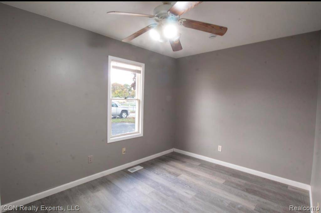 Pontiac, MI 48340,743 Hollister ST