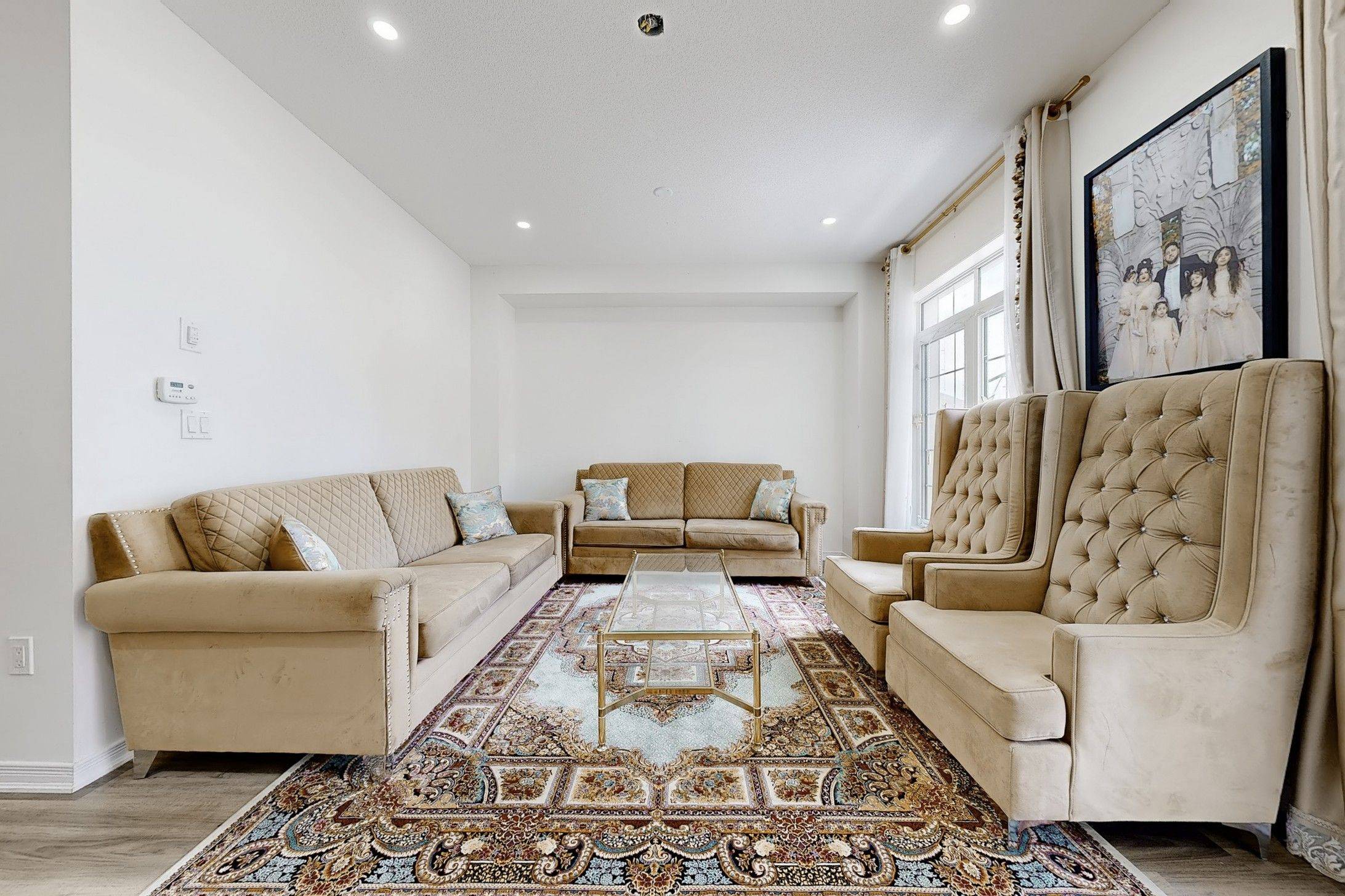 Ajax, ON L1Z 0V2,27 Healthcote LN