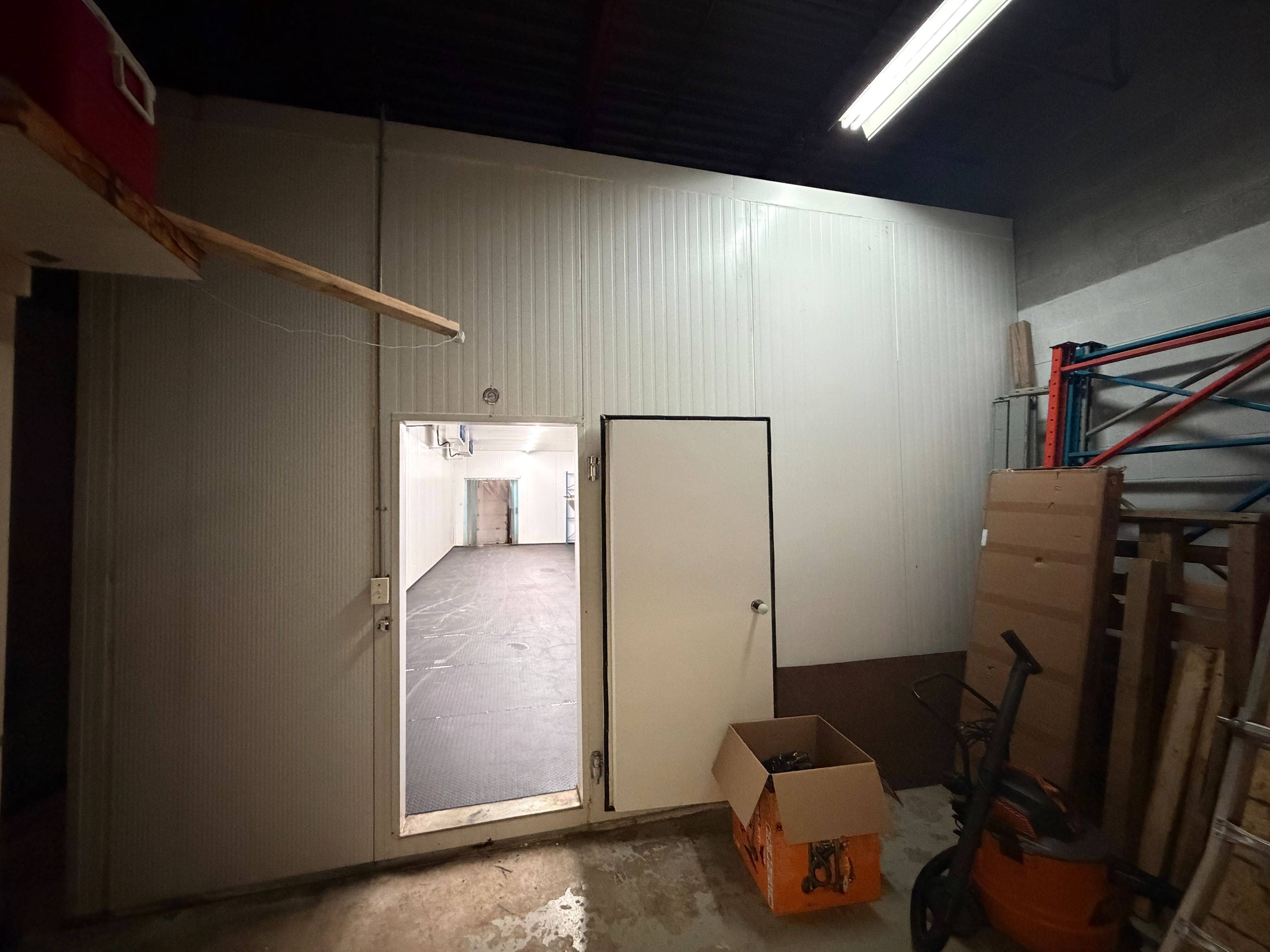 Toronto E11, ON M1X 1B1,140 Finchdene SQ #15