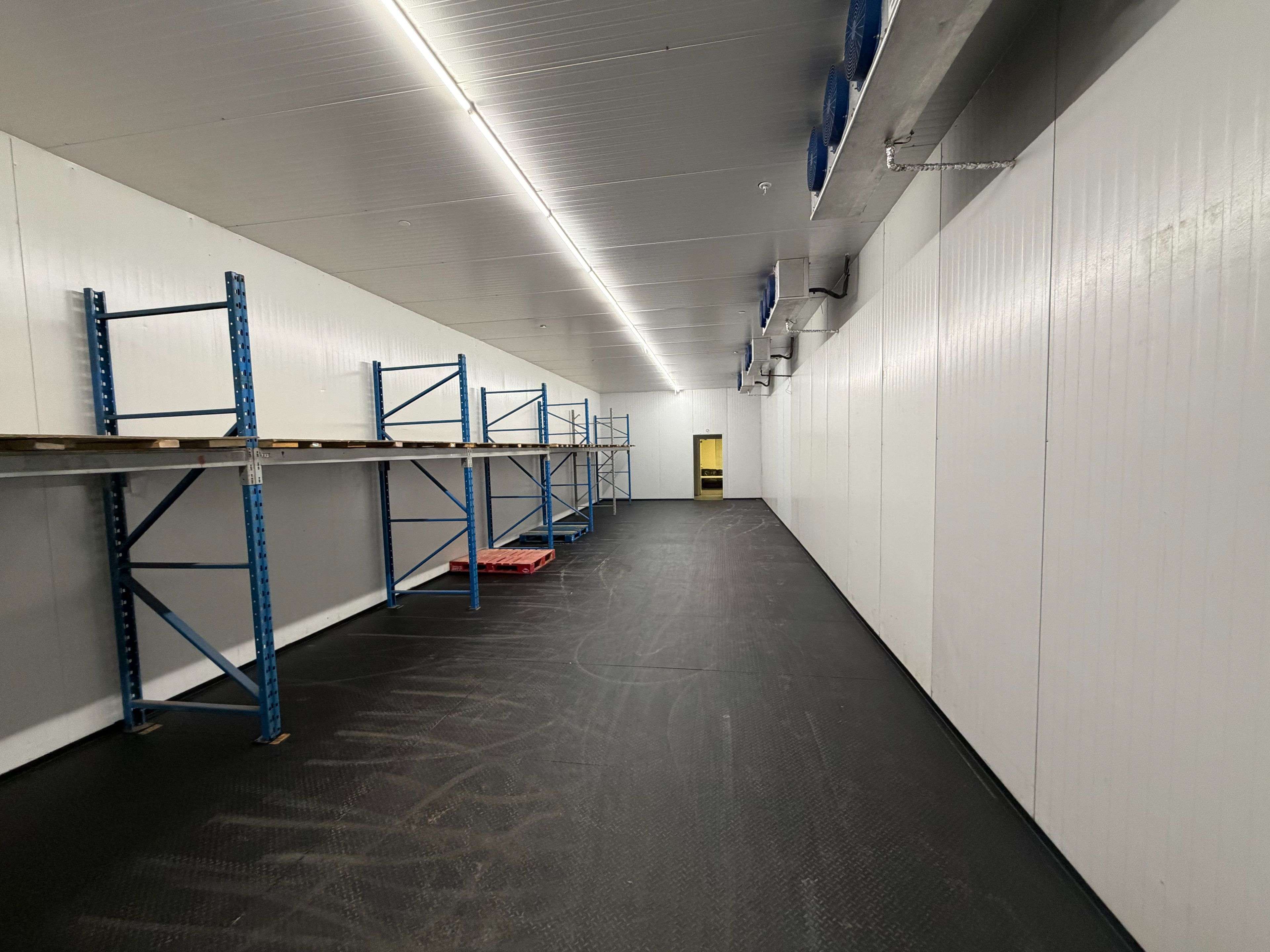 Toronto E11, ON M1X 1B1,140 Finchdene SQ #15