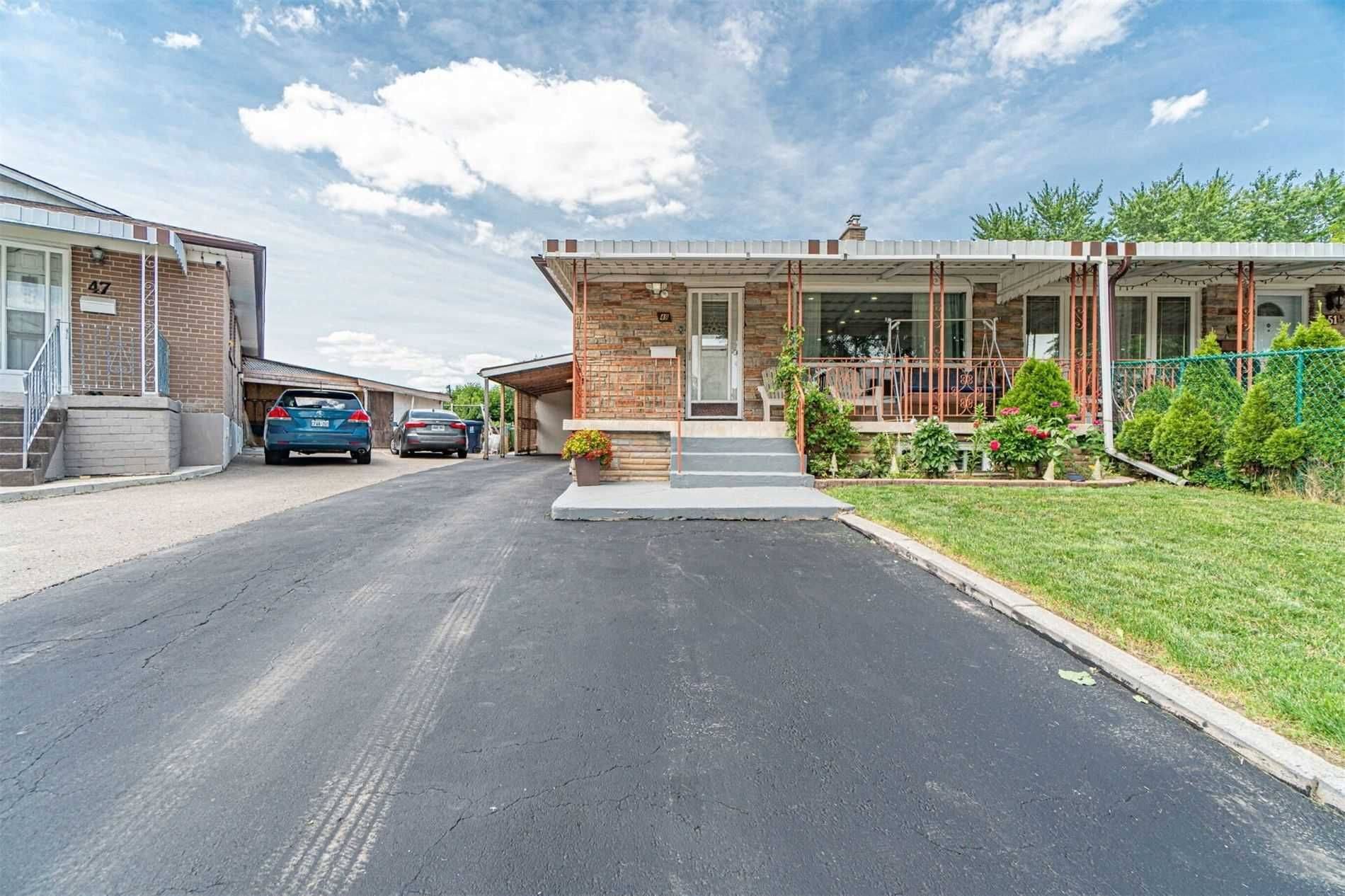 Toronto W10, ON M9V 2H9,49 Tinton CRES #Main