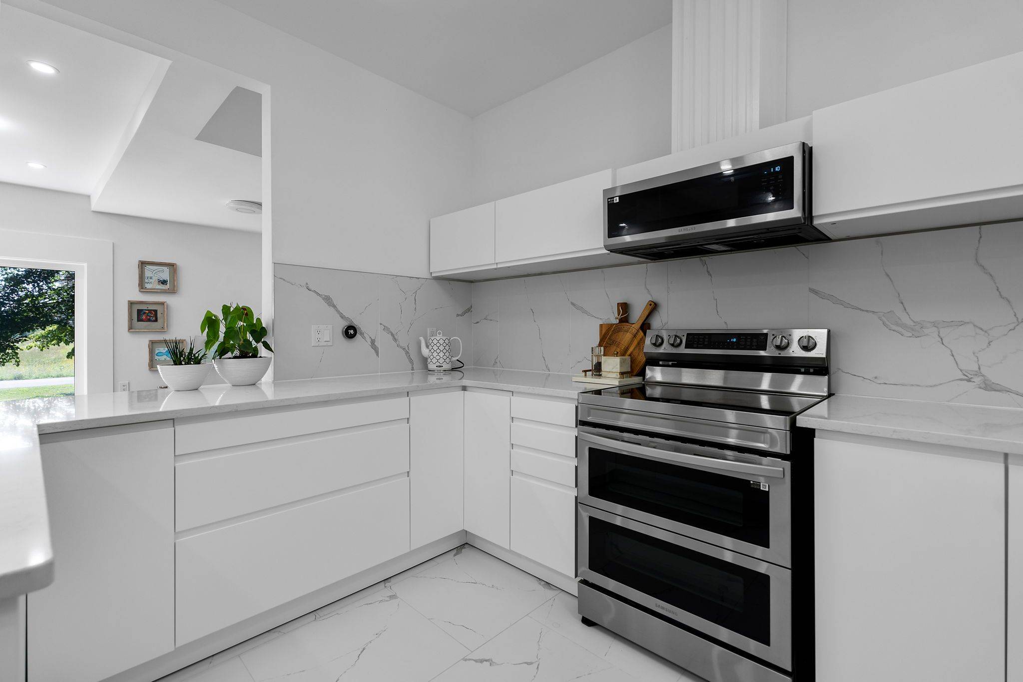 Fort Erie, ON L2A 5M4,1546 Nigh RD