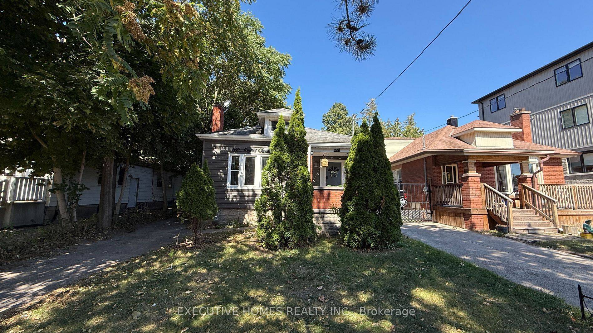 London East, ON N5X 3J4,650 Oxford ST E